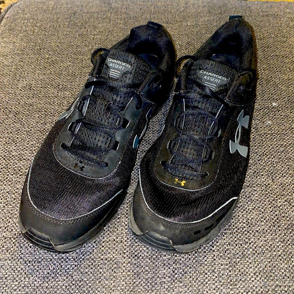 Under Armour Men's Charged Assert Size 13 Athletic Shoe